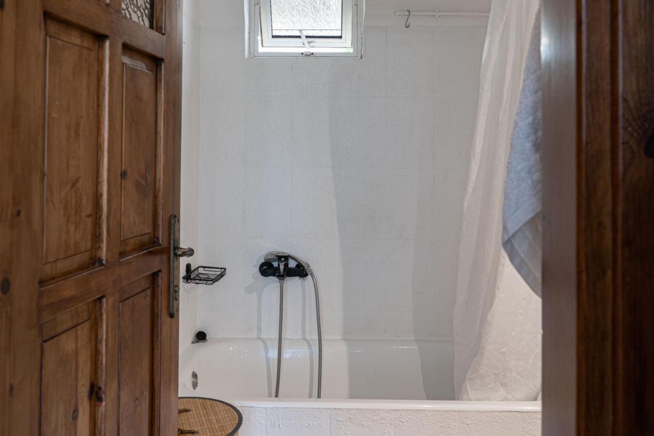 Arismari Cretan Holiday Home Angouselianá エクステリア 写真